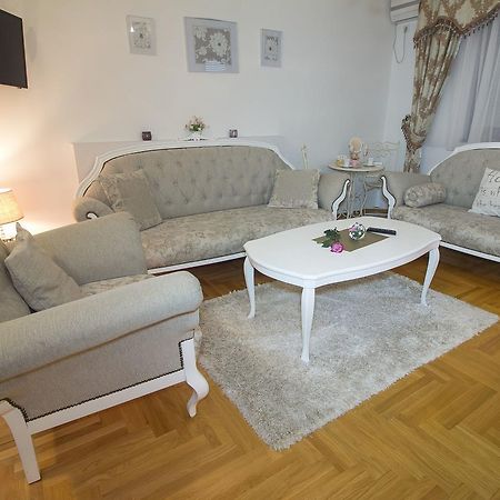 Apartment Barby Banja Luka Bagian luar foto