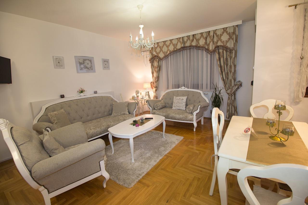 Apartment Barby Banja Luka Bagian luar foto