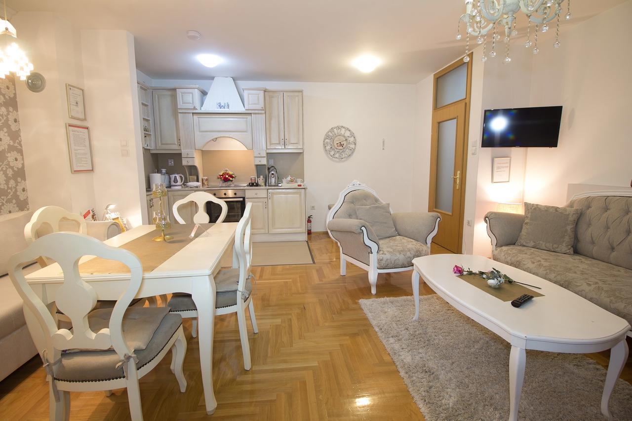 Apartment Barby Banja Luka Bagian luar foto