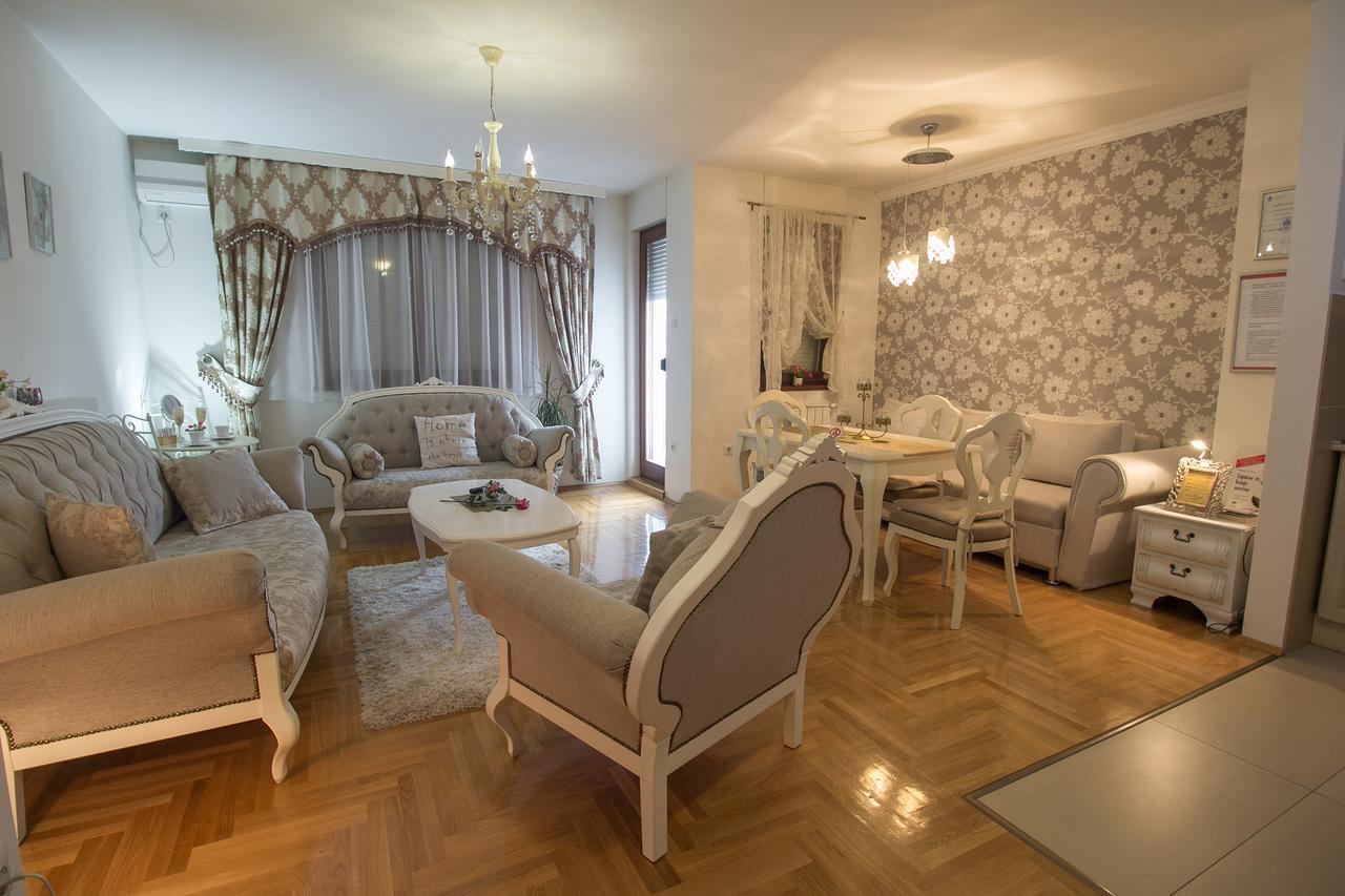 Apartment Barby Banja Luka Bagian luar foto