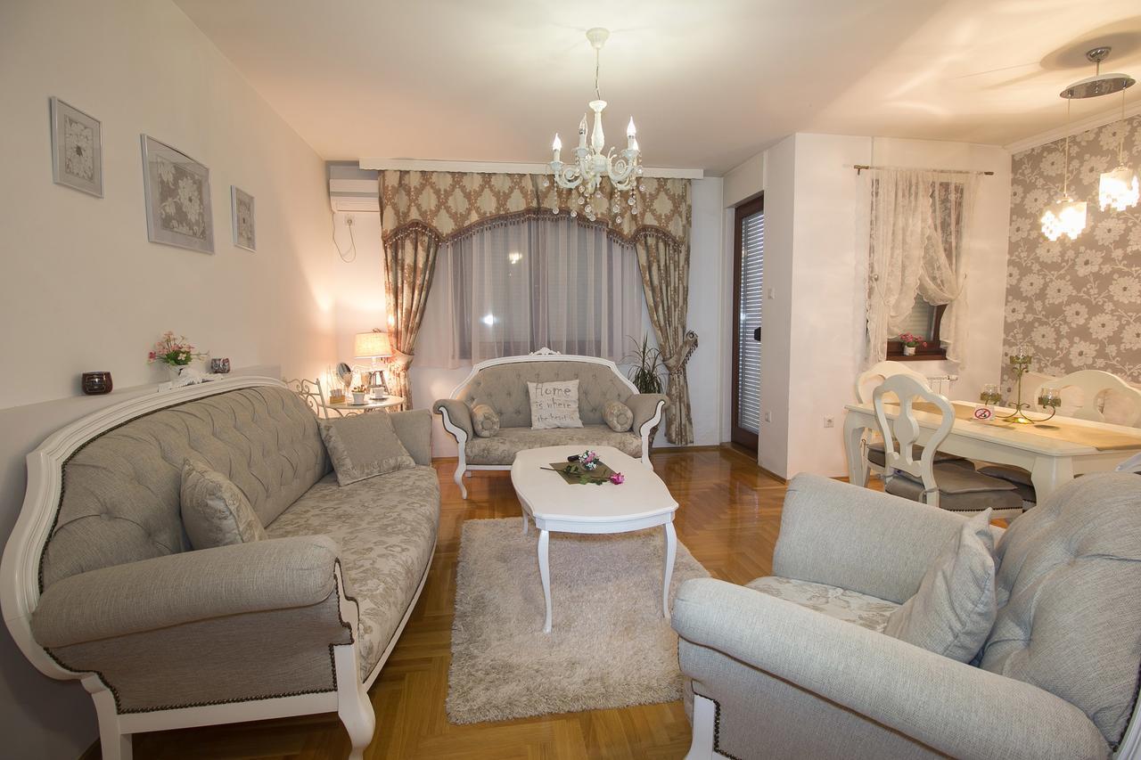 Apartment Barby Banja Luka Bagian luar foto