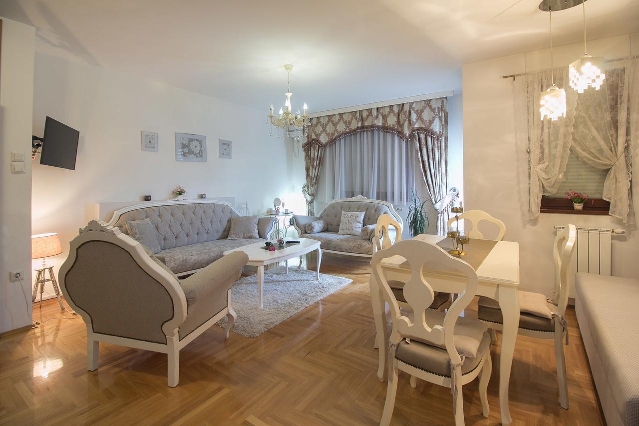 Apartment Barby Banja Luka Bagian luar foto