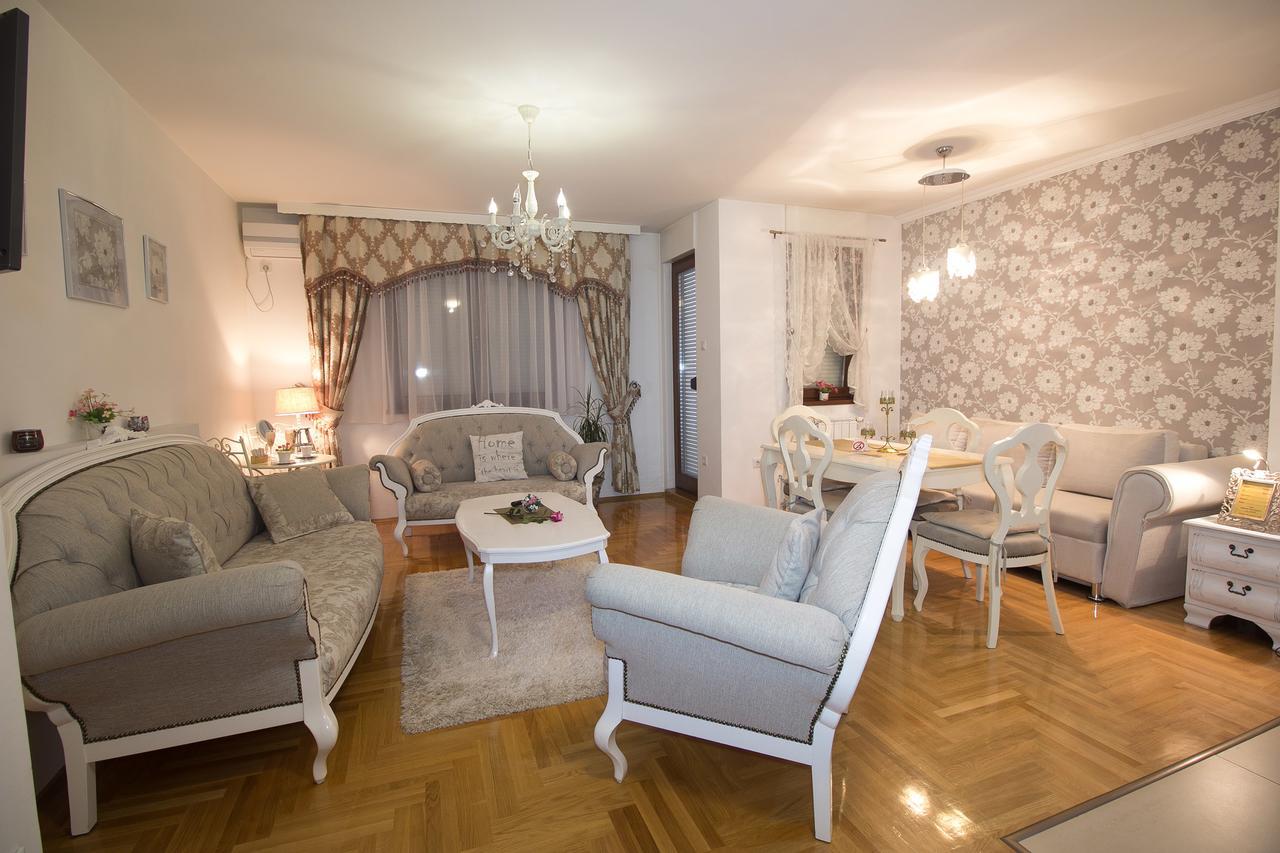 Apartment Barby Banja Luka Bagian luar foto